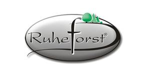 Logo von Ruheforst: Ovaler Hintergrund mit grüner Kugel und geschwungener Schrift in Schwarz und Grau.